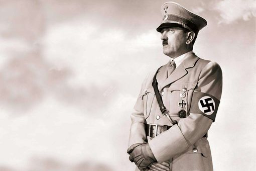 希特勒的父母到底是怎样的人,希特勒的父亲和母亲是叔侄关系吗?