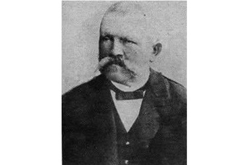 希特勒的父母是怎样的一个人? 希特勒的父母是怎样的一个人?