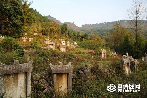 棺材在地下 为何上面要堆个土堆