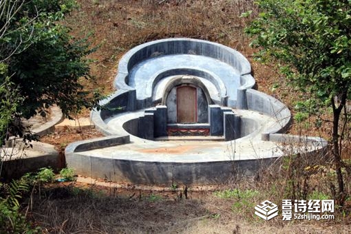 棺材在地下 为何上面要堆个土堆