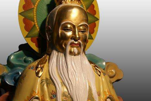 鸿钧老祖的实力如何?与昊天大帝的差距有多大? 鸿钧老祖的实力如何?与昊天大帝的差距有多大?