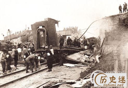 张作霖是被谁炸死的?张作霖皇姑屯事件幕后的主使是谁?,张作霖皇姑屯算了一卦