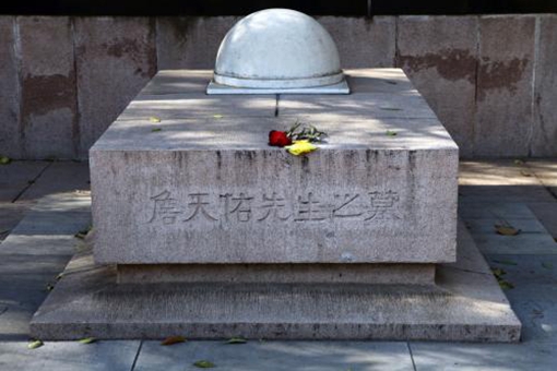 铁路专家詹天佑有哪些突出事迹?詹天佑个人生平介绍 铁路专家詹天佑有哪些突出事迹?詹天佑个人生平介绍