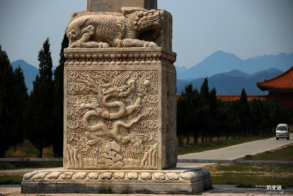 康熙棺材喷火之谜,康熙的棺材长什么样