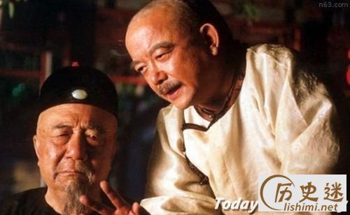 和珅跌倒嘉庆吃饱