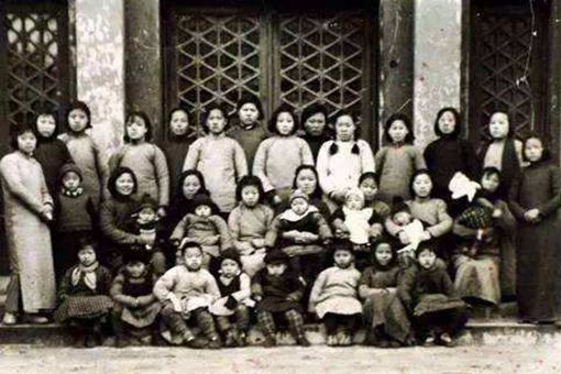 金陵十三钗的真实历史是怎样的? 金陵十三钗的真实历史是怎样的?