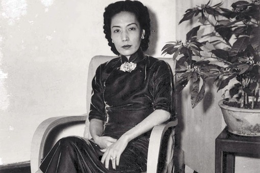 孟小冬晚年是怎么生活的,孟小冬晚年怎么过的