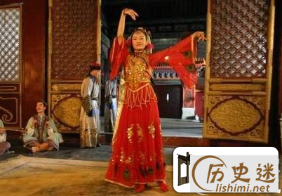 揭秘:乾隆皇帝当年金屋藏娇藏的是哪个美女?