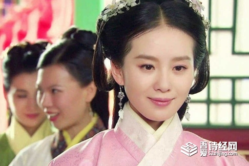 清朝一个普通宫女的年俸禄是多少