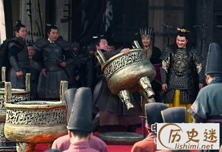 历史上秦武王举鼎死的吗?,秦武王举鼎为什么会死