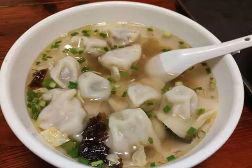 饺子是谁发明的?是在什么情况下发明了饺子? 饺子是谁发明的?是在什么情况下发明了饺子?