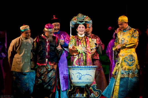 咸丰为何看上慈禧 咸丰取慈禧真的是因为慈禧长得美吗 咸丰为何看上慈禧 咸丰取慈禧真的是因为慈禧长得美吗