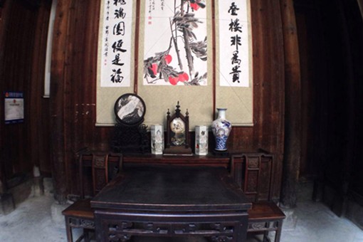 东瓶西镜什么意思 东瓶西镜的寓意和象征意义