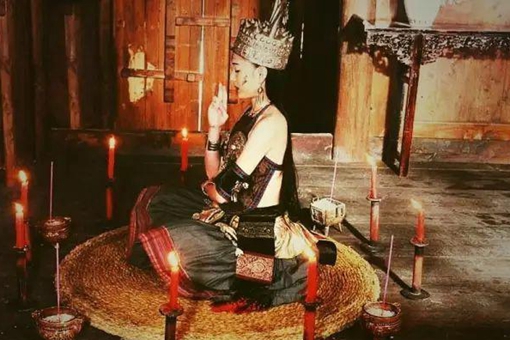 苗族的蛊术是什么?为何令人毛骨悚然? 苗族的蛊术是什么?为何令人毛骨悚然?