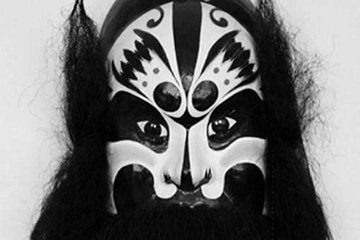 京剧脸谱色彩含义丰富,关羽忠勇神武一般是红脸,那张飞一般是什么脸