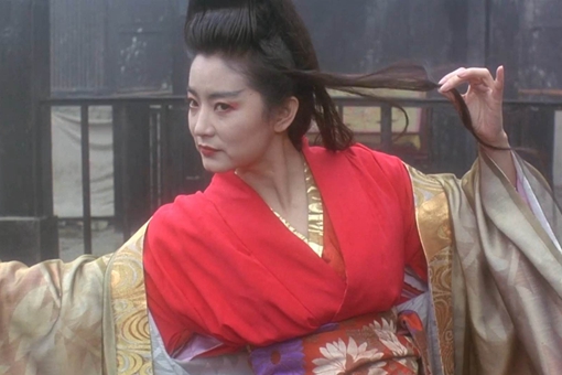 东方不败到底是男是女?为什么影视剧中东方不败会由女性饰演? 东方不败到底是男是女?为什么影视剧中东方不败会由女性饰演?