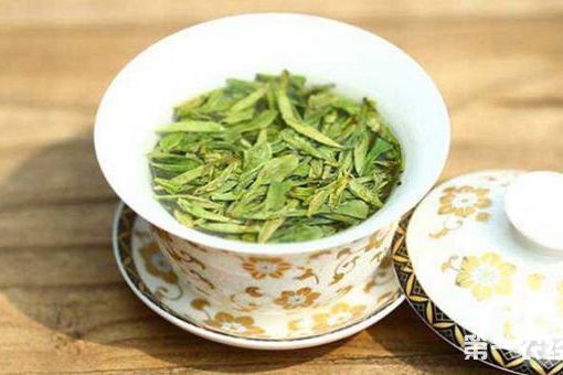 西湖龙井的来历是什么?为什么要取这个名字? 西湖龙井的来历是什么?为什么要取这个名字?