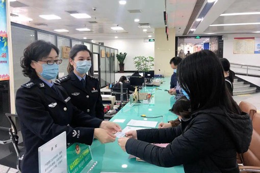 身份证倒数第二位是奇数说明是男性还是女性