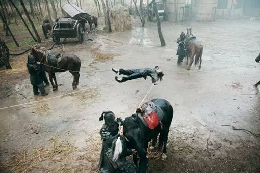 嫪毐与赵姬五天五夜 嫪毐与赵姬五天不下马车是真的吗? 嫪毐与赵姬五天五夜 嫪毐与赵姬五天不下马车是真的吗?