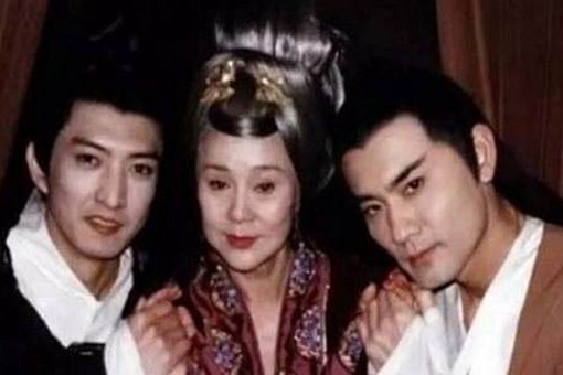 唐朝女皇武则天是怎么死的?真的是因为肾亏而亡的吗? 唐朝女皇武则天是怎么死的?真的是因为肾亏而亡的吗?