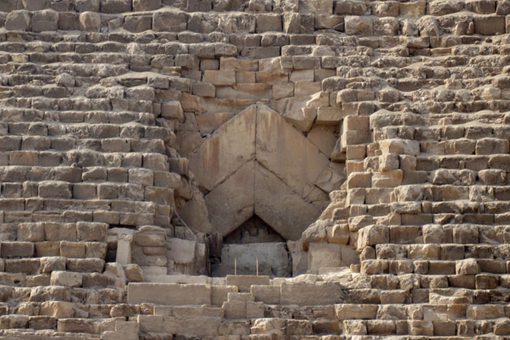 金字塔内部结构立体图 金字塔内部结构怎样的 金字塔内部结构立体图 金字塔内部结构怎样的