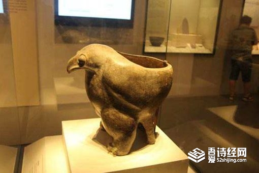 玄鸟是什么鸟 玄鸟的传说介绍 玄鸟是什么鸟 玄鸟的传说介绍