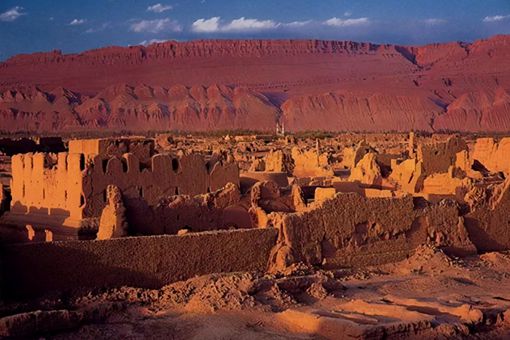 不破楼兰终不还中的楼兰指的是什么 不破楼兰终不还是一种什么精神 不破楼兰终不还中的楼兰指的是什么 不破楼兰终不还是一种什么精神