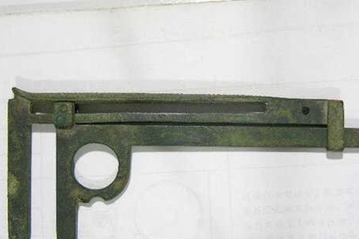 王莽有哪些证据证明自己是穿越者