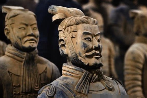 兵马俑是真人做的吗?