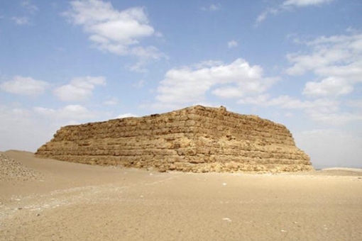 金字塔是怎么建造的 古埃及金字塔是怎么建成的 金字塔是怎么建造的 古埃及金字塔是怎么建成的